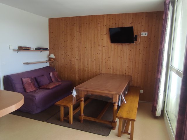 Appartement 3 pièces 6 personnes avec balcon - Super-Besse