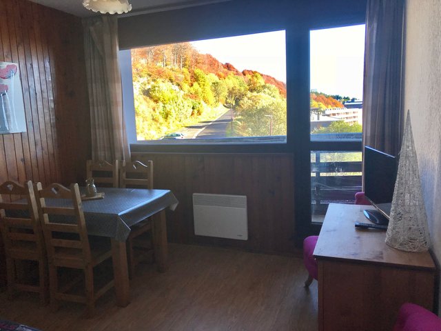 Studio 4 personnes avec balcon - Super-Besse