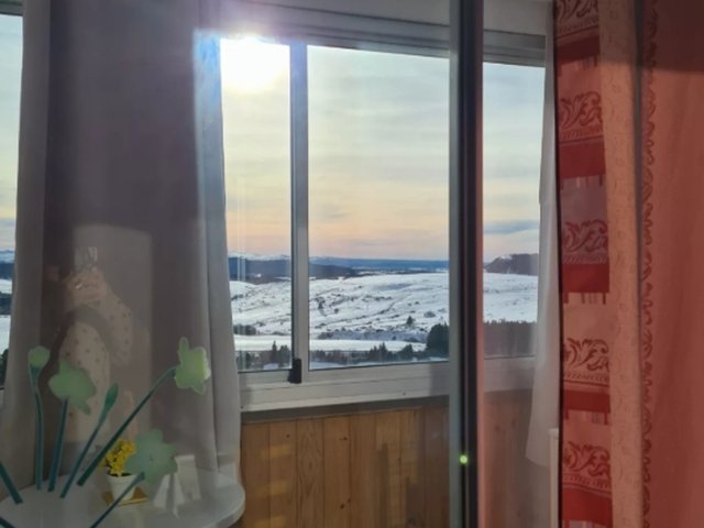 Studio 4 personnes avec balcon - Super-Besse