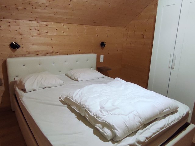 Chalet 7 pièces 14 personnes avec balcon - Super-Besse