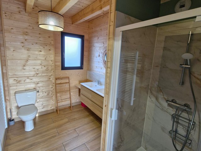 Chalet 7 pièces 14 personnes avec balcon - Super-Besse