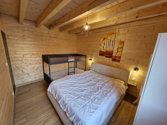 Chalet 7 pièces 14 personnes avec balcon - Super-Besse