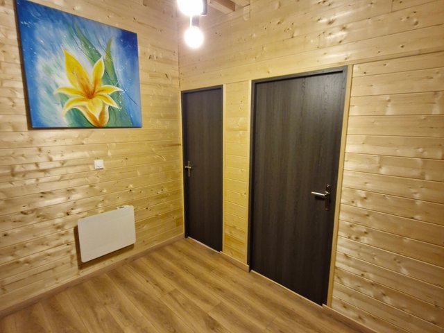 Chalet 7 pièces 14 personnes avec balcon - Super-Besse
