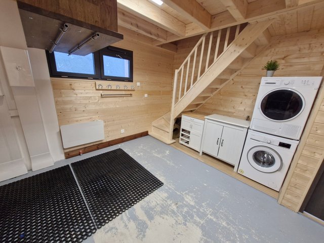 Chalet 7 pièces 14 personnes avec balcon - Super-Besse