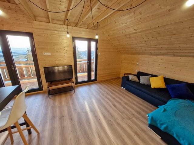 Chalet 7 pièces 14 personnes avec balcon - Super-Besse