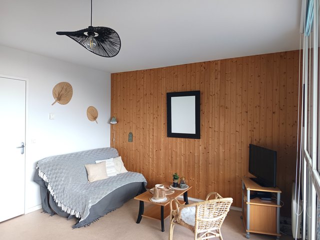 Appartement 2 pièces 6 personnes avec balcon - Super-Besse