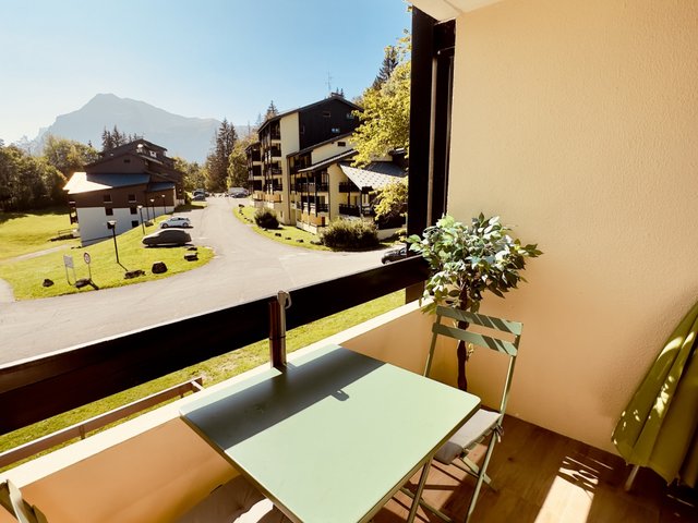 Studio 2 personnes avec balcon - Les Carroz d'Araches