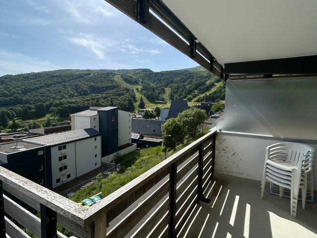Appartement 2 pièces 6 personnes avec balcon - Super-Besse