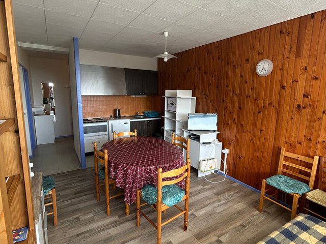 Appartement 2 pièces 6 personnes avec balcon - Super-Besse