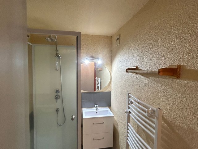 Appartement 2 pièces 6 personnes avec balcon - Super-Besse