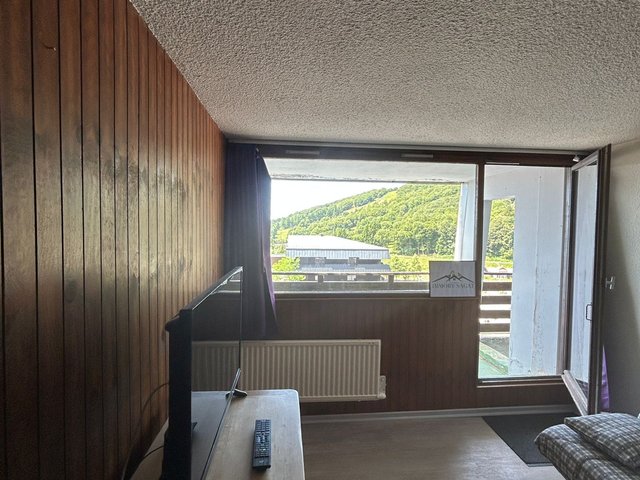 Appartement 2 pièces 6 personnes avec balcon - Super-Besse