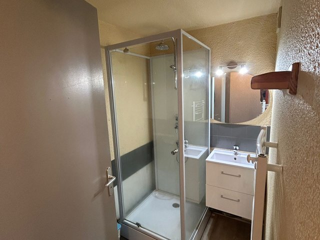 Appartement 2 pièces 6 personnes avec balcon - Super-Besse