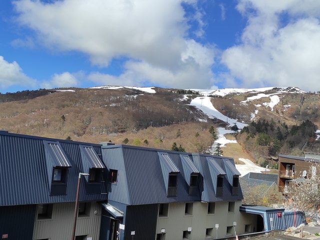 Appartement 2 pièces 5 personnes avec balcon - Super-Besse