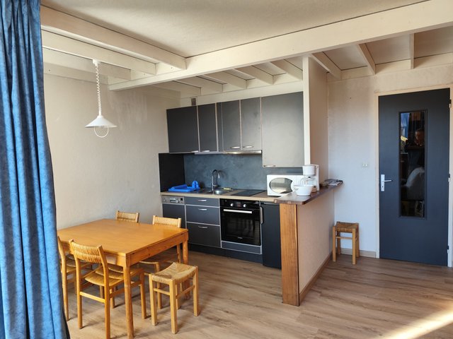 Appartement 2 pièces 5 personnes avec balcon - Super-Besse