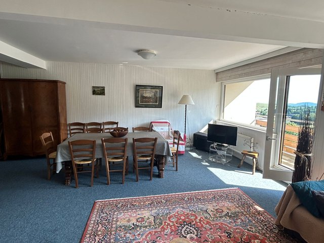 Appartement 4 pièces 8 personnes avec terrasse - Super-Besse