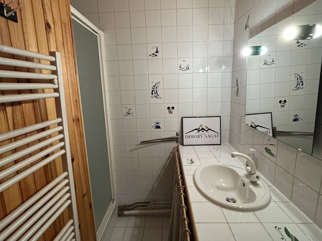 Appartement 3 pièces 6 personnes avec balcon - Super-Besse