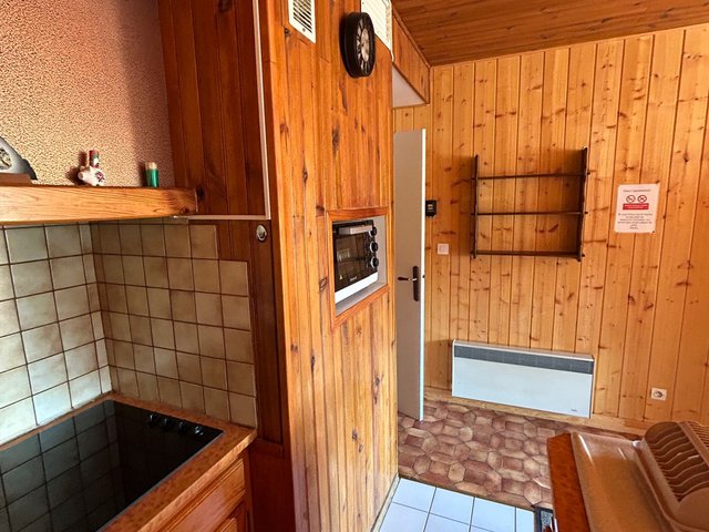 Appartement 3 pièces 6 personnes avec balcon - Super-Besse