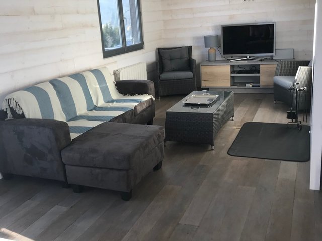 Chalet 5 pièces 10 personnes avec balcon - Super-Besse
