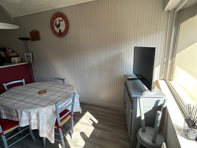 Appartement 2 pièces 6 personnes avec balcon - Super-Besse