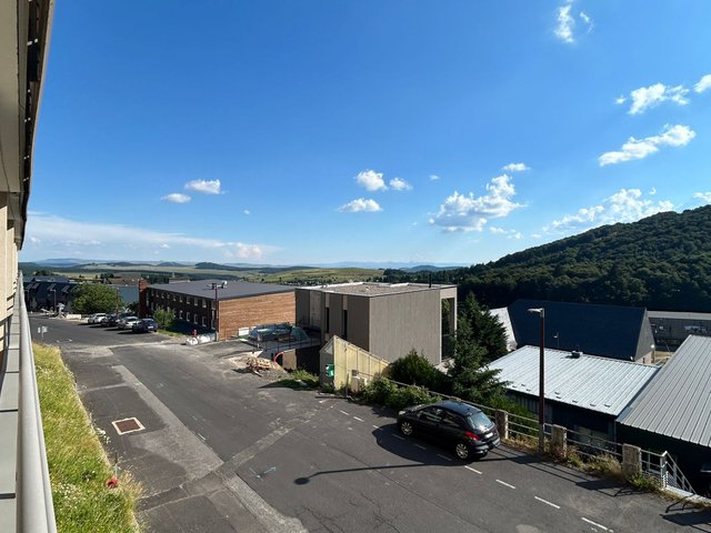 Appartement 2 pièces 6 personnes avec balcon - Super-Besse