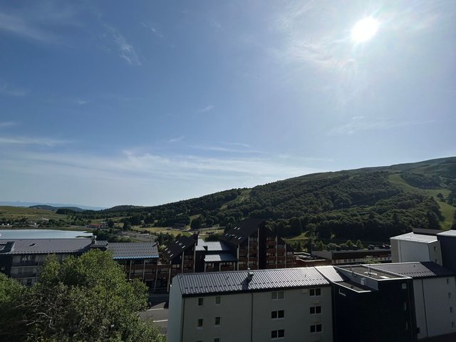 Appartement 3 pièces 8 personnes avec terrasse - Super-Besse