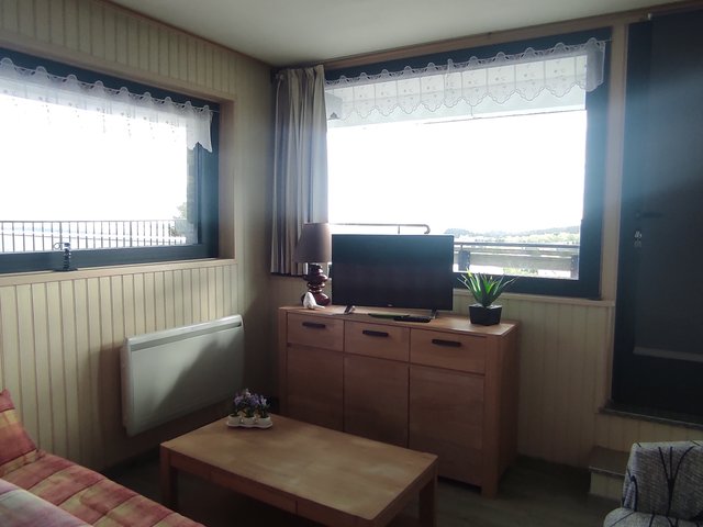 Appartement 3 pièces 8 personnes avec terrasse - Super-Besse