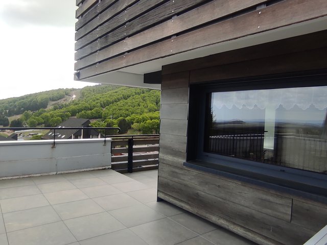 Appartement 3 pièces 8 personnes avec terrasse - Super-Besse