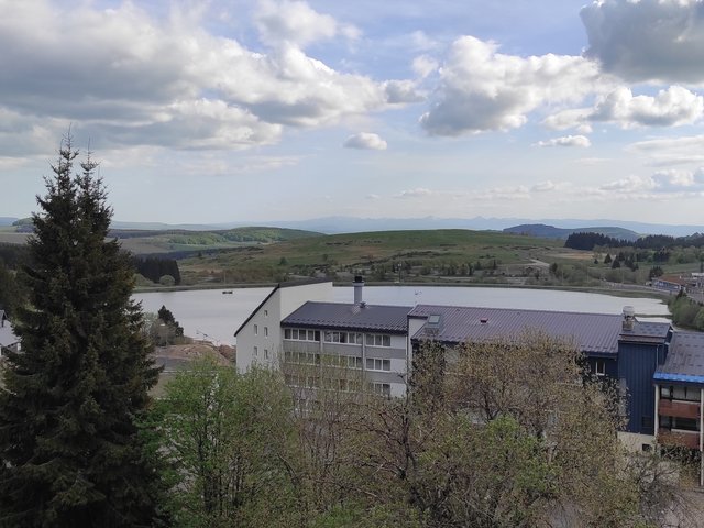 Appartement 3 pièces 8 personnes avec terrasse - Super-Besse
