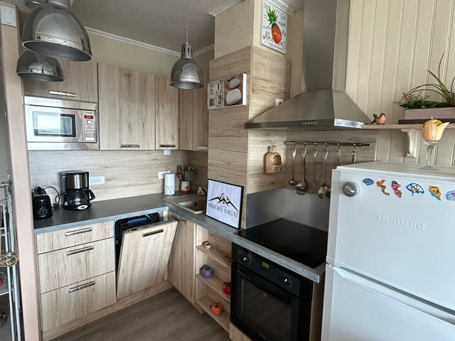 Appartement 3 pièces 8 personnes avec terrasse - Super-Besse