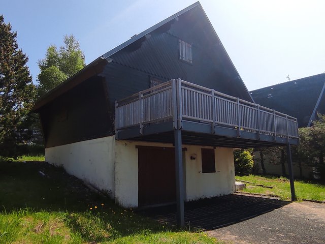 Chalet 4 pièces 10 personnes avec balcon - Super-Besse