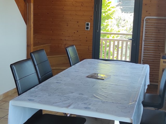 Chalet 4 pièces 10 personnes avec balcon - Super-Besse