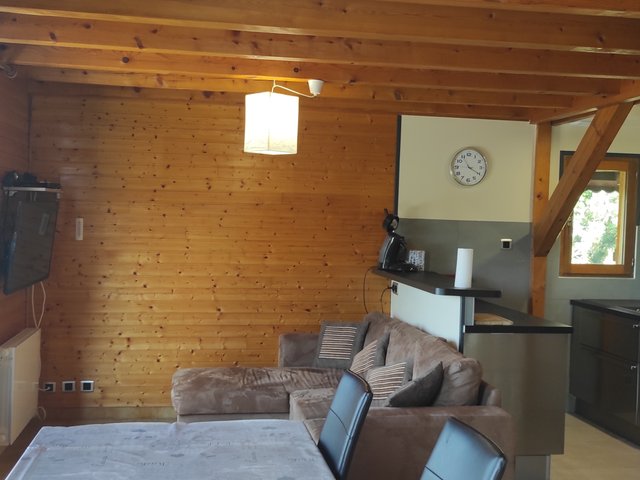Chalet 4 pièces 10 personnes avec balcon - Super-Besse