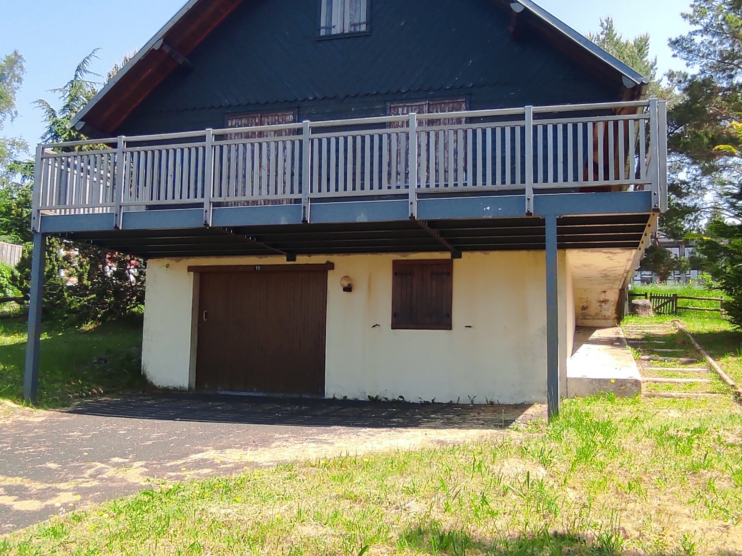 Chalet 4 pièces 10 personnes avec balcon - Chalet 4 pièces 10 personnes avec balcon - Super-Besse