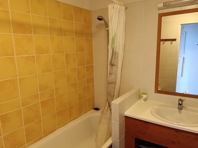 Appartement 2 pièces 4 personnes avec balcon - Super-Besse