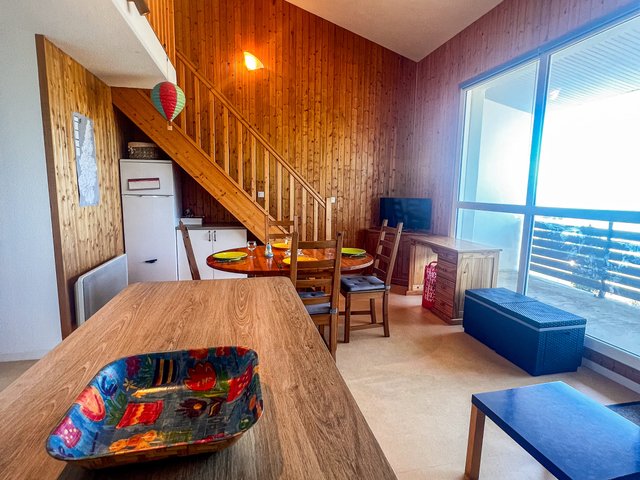 Appartement 2 pièces 8 personnes avec balcon - Super-Besse