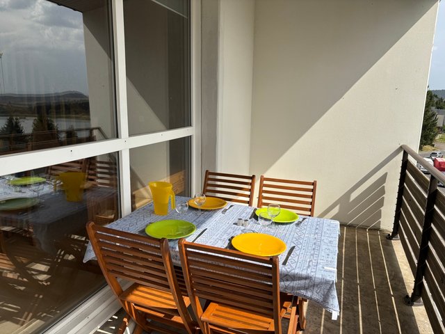 Appartement 2 pièces 8 personnes avec balcon - Super-Besse