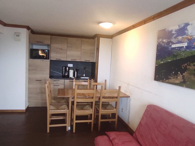 Appartement 3 pièces 6 personnes avec balcon - Super-Besse