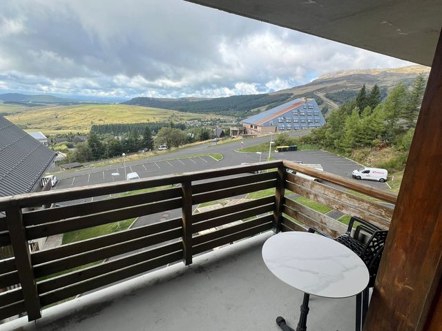 Appartement 3 pièces 6 personnes avec balcon - Super-Besse