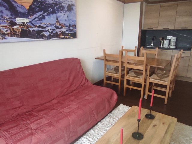 Appartement 3 pièces 6 personnes avec balcon - Super-Besse