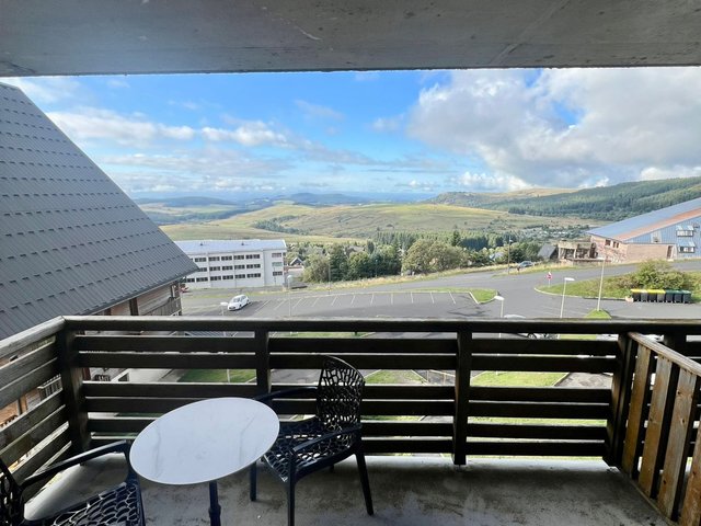 Appartement 3 pièces 6 personnes avec balcon - Super-Besse