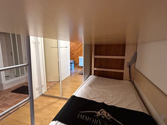 Studio 4 personnes avec balcon - Super-Besse
