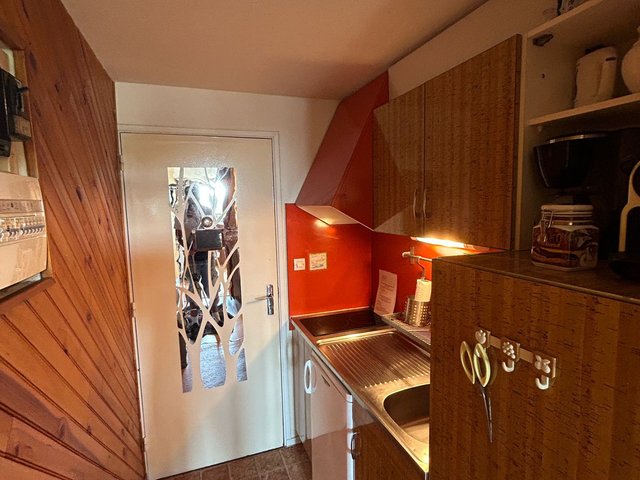 Studio 4 personnes avec balcon - Super-Besse