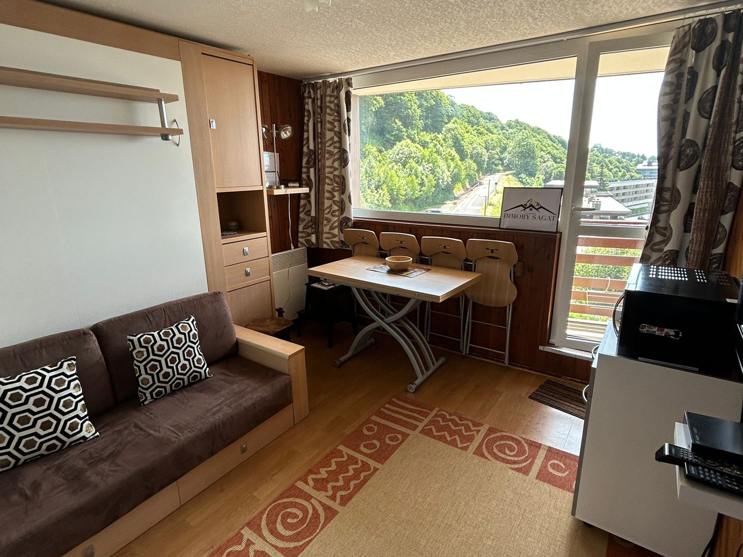 Studio 4 personnes avec balcon - Studio 4 personnes avec balcon - Super-Besse