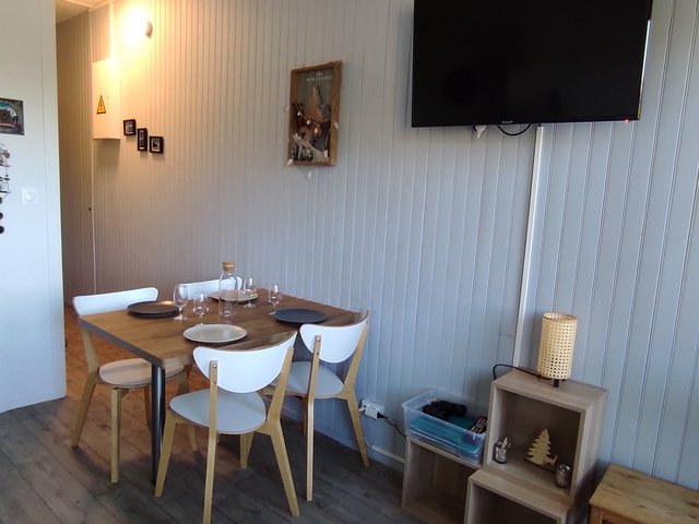 Studio 4 personnes avec balcon - Super-Besse