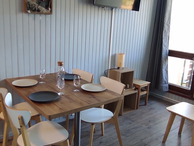 Studio 4 personnes avec balcon - Super-Besse