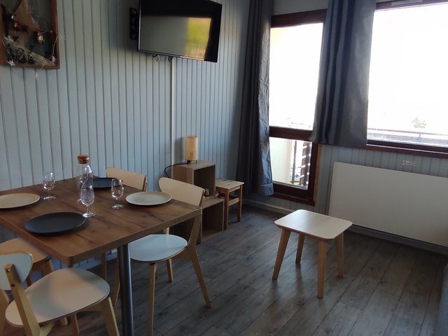 Studio 4 personnes avec balcon - Super-Besse