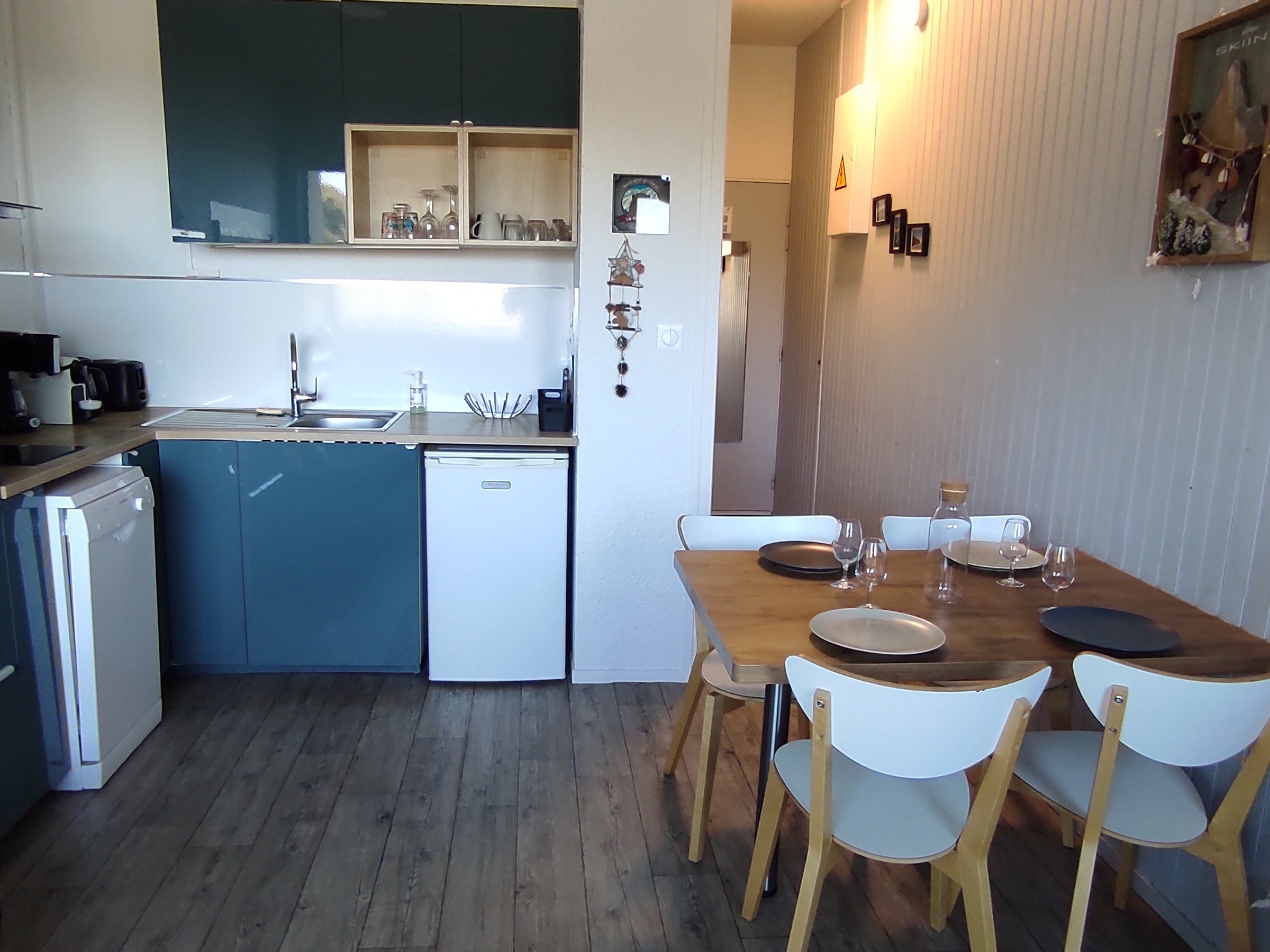 Studio 4 personnes avec balcon - Studio 4 personnes avec balcon - Super-Besse