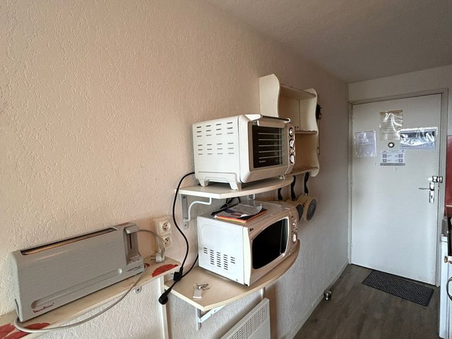 Studio 4 personnes avec balcon - Super-Besse
