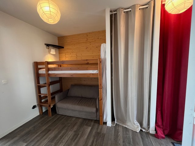 Appartement 2 pièces 6 personnes avec balcon - Super-Besse