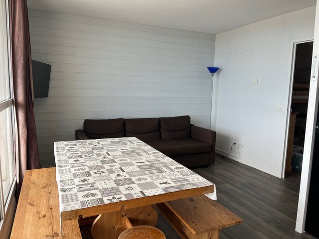 Appartement 2 pièces 6 personnes avec balcon - Super-Besse